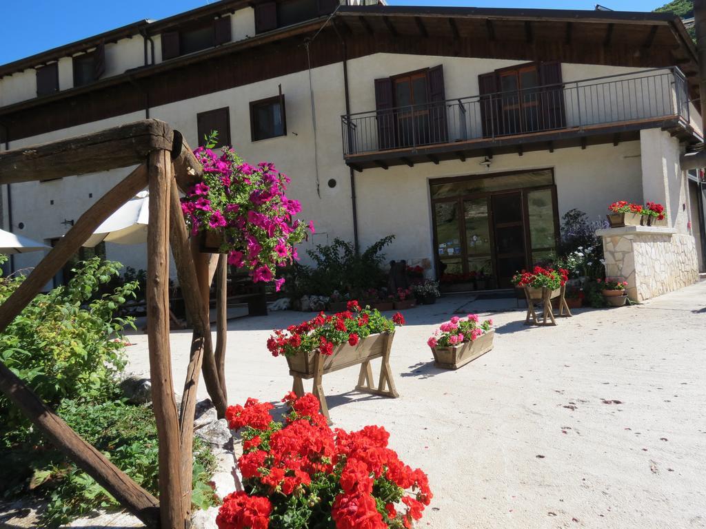 Bio Agriturismo Valle Scannese Scanno Exterior foto