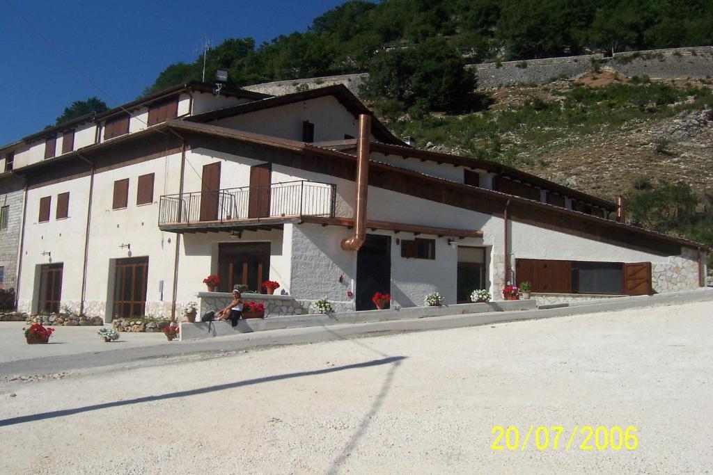 Bio Agriturismo Valle Scannese Scanno Exterior foto
